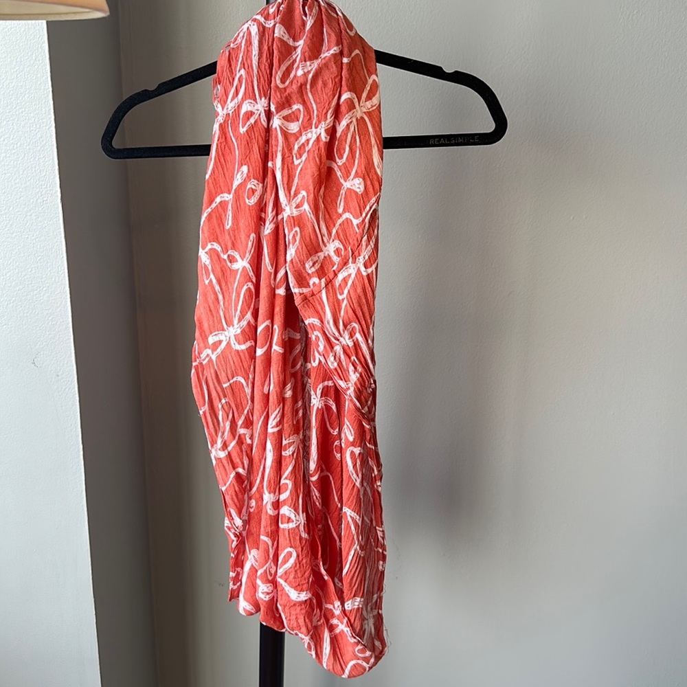 ☀️BOGO Item Salmon Charlotte Russe Scarf with White Bow Design☀️